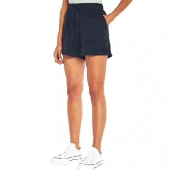 Gap Ladies Tencel Short - Picture 3 of 8